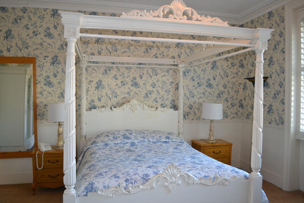 Cranleigh Hotel Reigate Extérieur photo